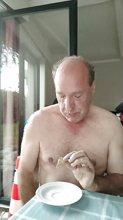 Daniel tastes cum.