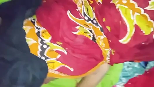 Village aunty ke sath romantic Bhari desi chudai