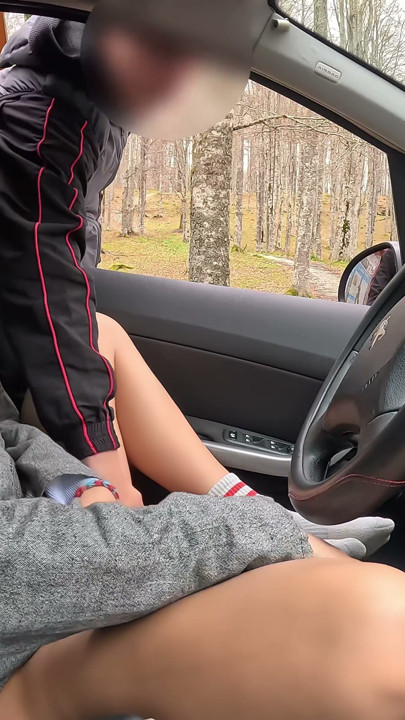 Convince a stranger to touch my wet pussy while taking a walk | Clip 1