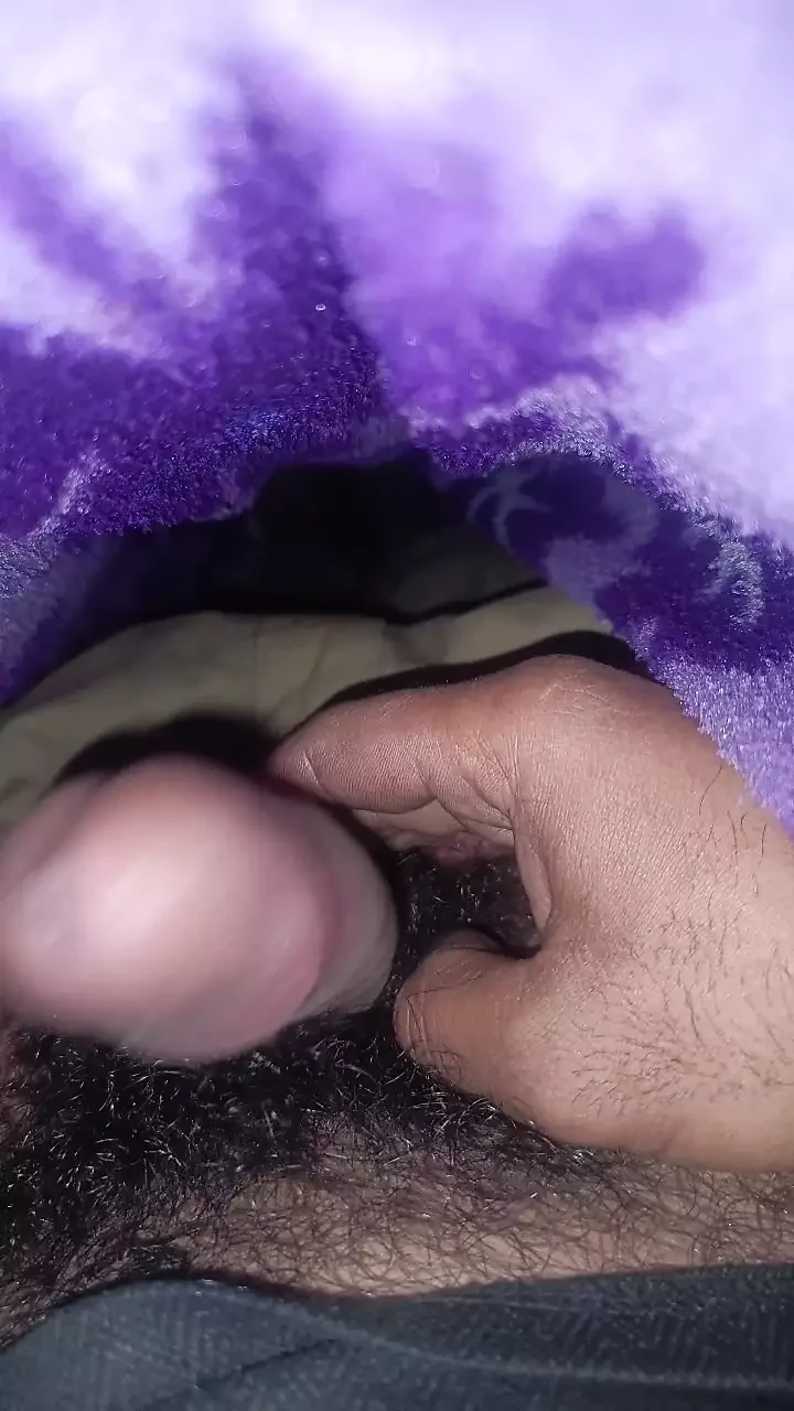 Hintli penis ateşli yenge sexi