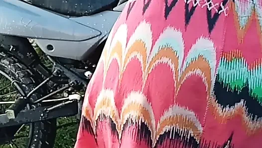 MOTOSIKLETI YıKıYORUM PATRONUM BENI BÖLÜYOR VE GÖTÜMÜ SIKIYOR