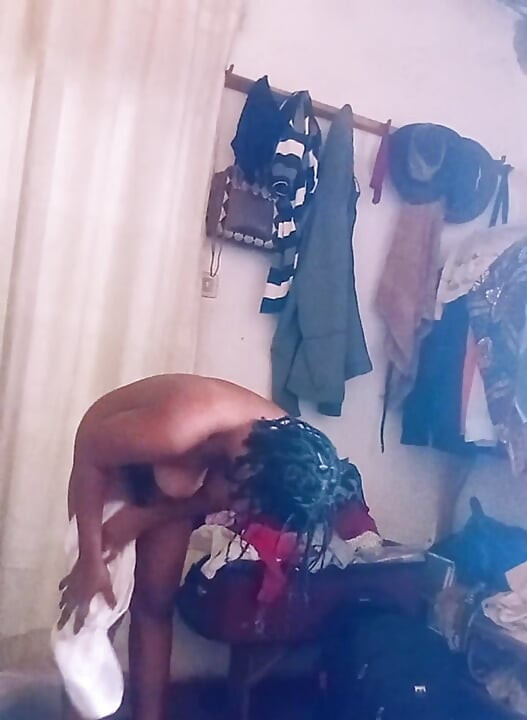 La couronne perverse m’a appris tout ce que je voulais savoir au lit