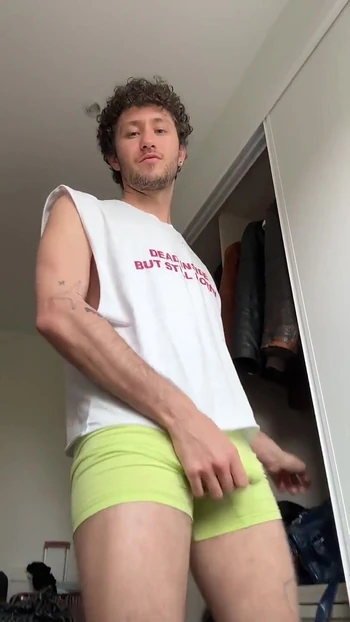 Harry_jen  Dirty Talk Twink Jerks off and Cums in a Condom