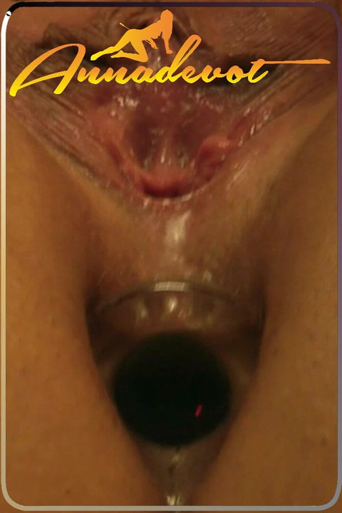 Excité a caressé la grosse chatte BBW, bien ouverte pour toi et tout le reste en gros plan excité.