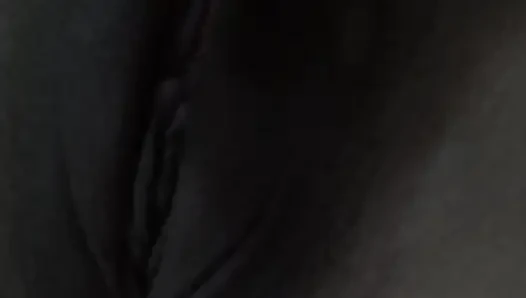 Kız arkadaş büyük yaraklı erkek arkadaşı tarafından sert sikiliyor