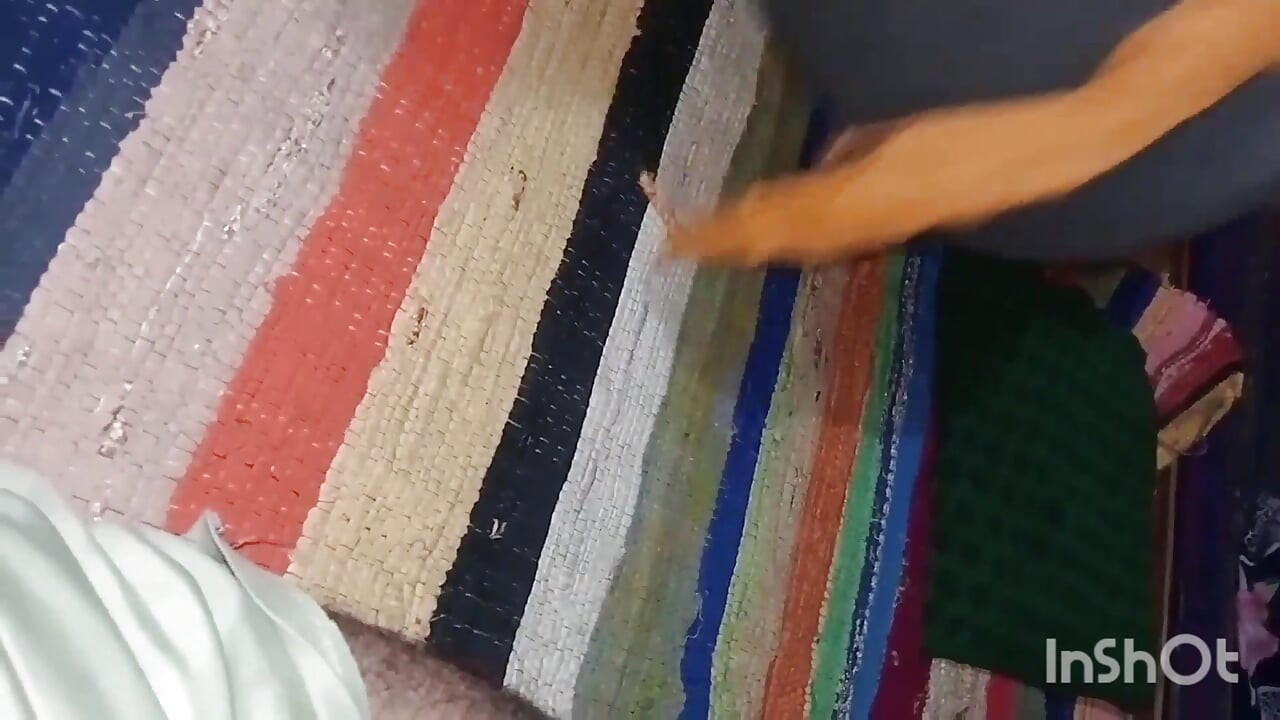 Stepbro fucked her stepsister and enjoy sex behind their parents