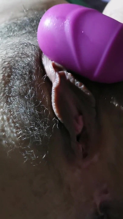 POV - สาวร่านดิลโด้น้ําแตก