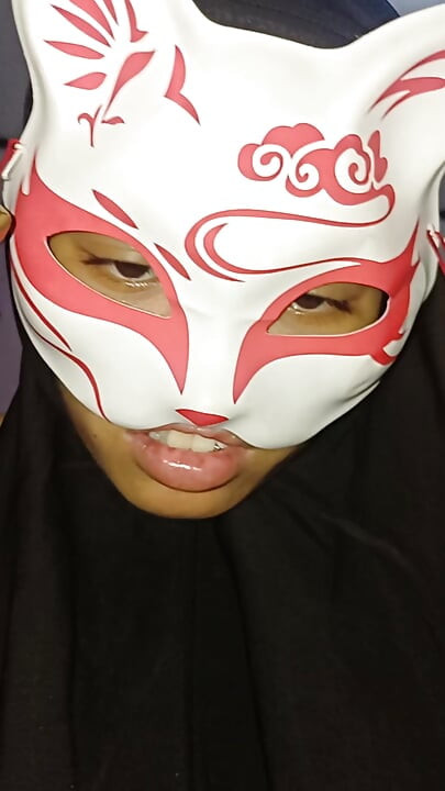 The Charm of the Hijab Girl