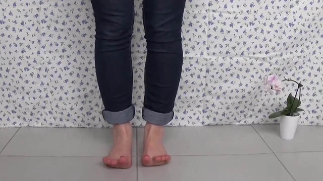Sexy french feet.