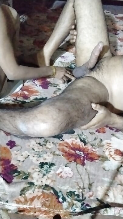 Зведена сестра Саба Гаашті вперше насолоджується