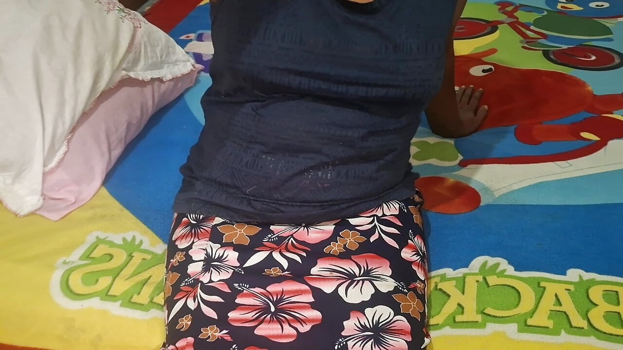 Mamă sexy perfectă cu înregistrare făcută acasă