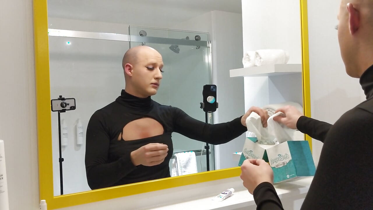 Travesti makyaj dönüşümü