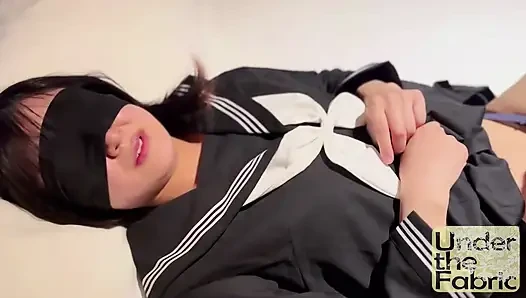 Ruhige frau mit brille ausgetrickst, während bildvideo zu creampie-pOV wird