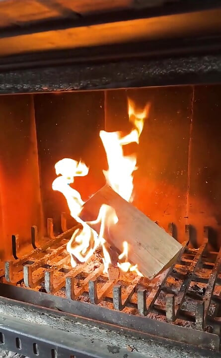 Próbuję się rozgrzać.