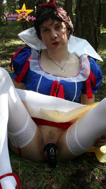 Moments: Sissy Snow White exposed in the forest