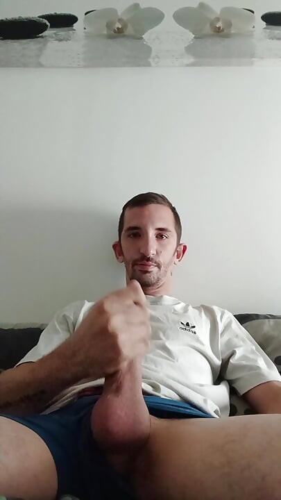 XXL of a young guy with big cumshot