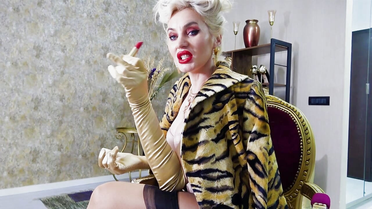 Jeu de vamp de séductrice