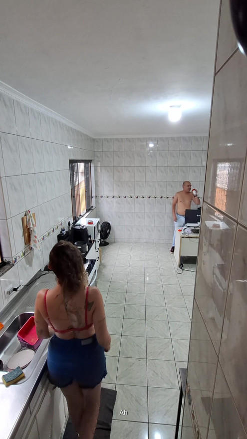 The maid agreed to get naked and receive an ejaculation on her face. | Clip 1
