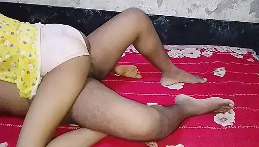 Indian desi girl sex with boyfriend a night time