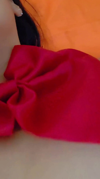 Jeg er så og alene hjemme! Jeg har brug for nogen til at kneppe mig lige nu - Wet Pussy Solo | Klip 1