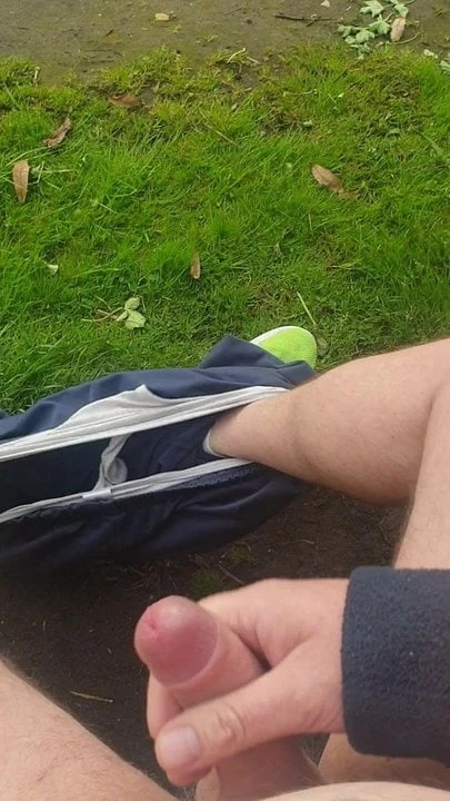 Handjob in the park