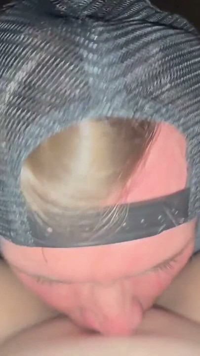 POV Amateur eats pussy to squirting orgasm | Clip 1
