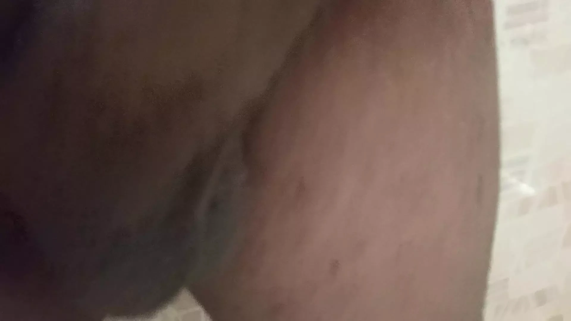 科莫宝贝来到这里，享受生活