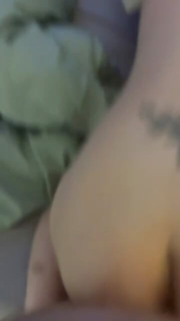 MILF fode cara mais jovem