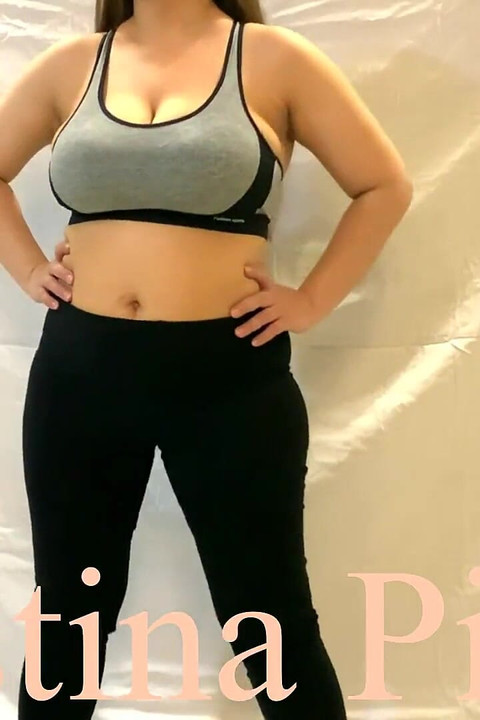 ヨガセッション休憩中の女性一人のオナニー