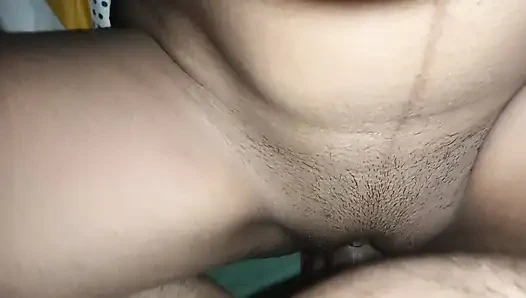 Desi Pooja Bhabhis nachtfick war enorm