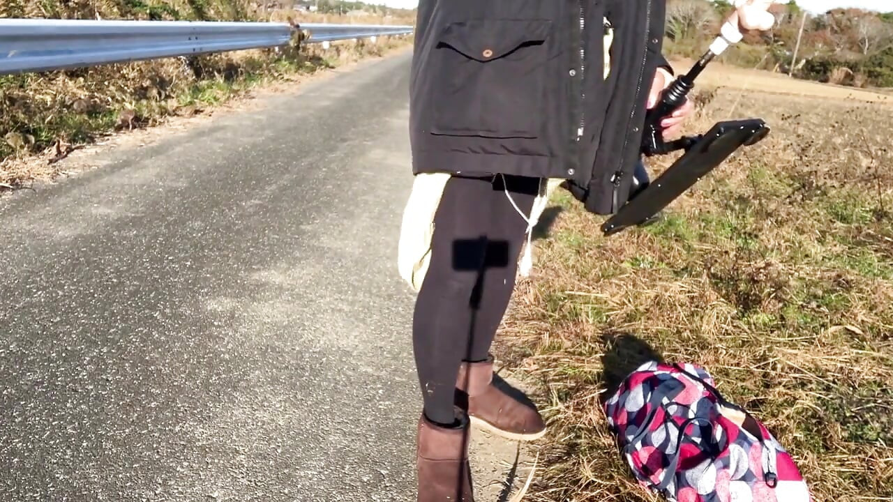 Self-training No. 47: Daily Morning Walk with Tack's Pussy on Display