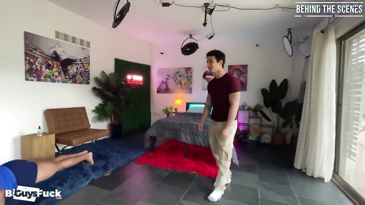 Kamera arkası biseksüel çekim