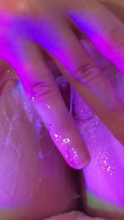 Fingering Pussy After MEGA CREAMPIE | Clip 1