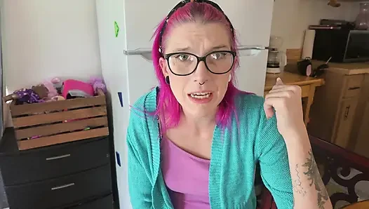 Üvey anne aşağılığı buluyor