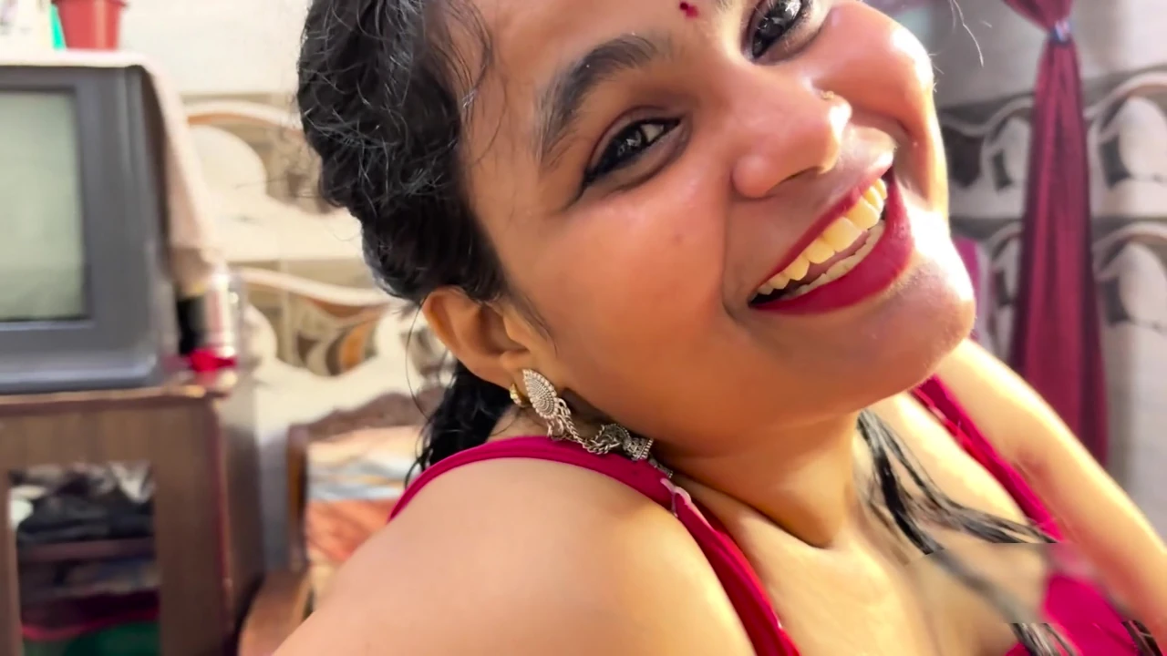Hot Desi Bhabhi First Time Hotel Room. He Fucked Her Raw And Deep. Hindi Audio.