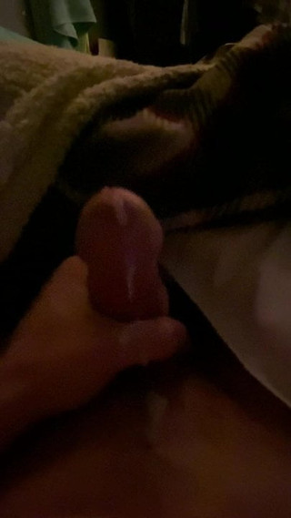 Solo jacking off with quick cum