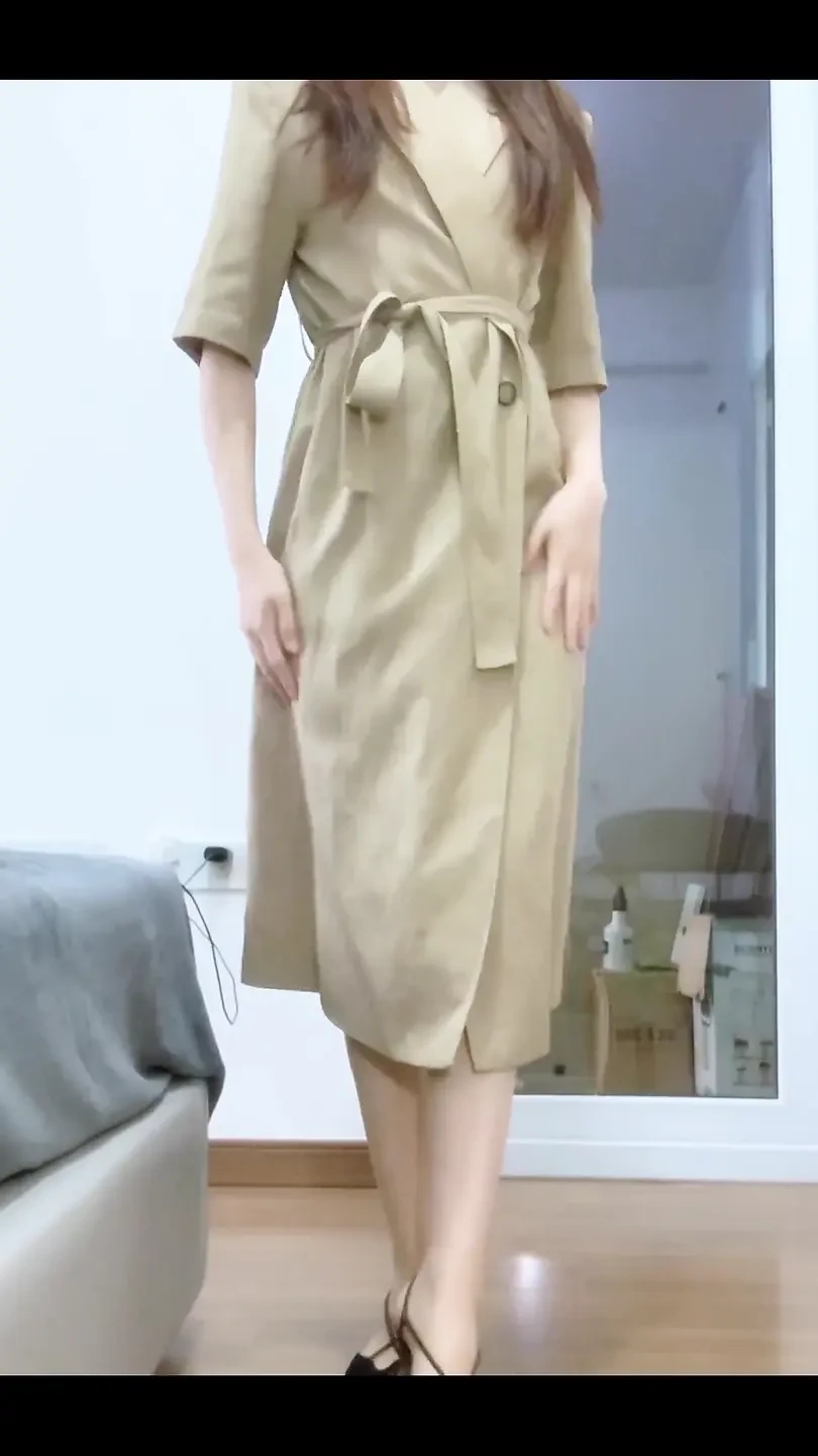 Seamless Silk Masturbation