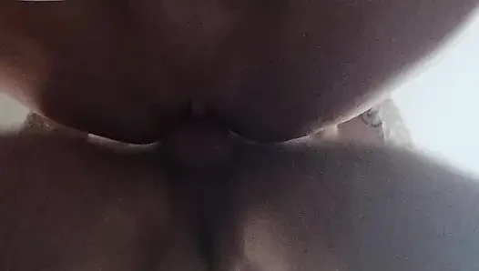 Amateur-italienische milf bekommt ihre muschi von fettem großem weißem schwanz verletzt