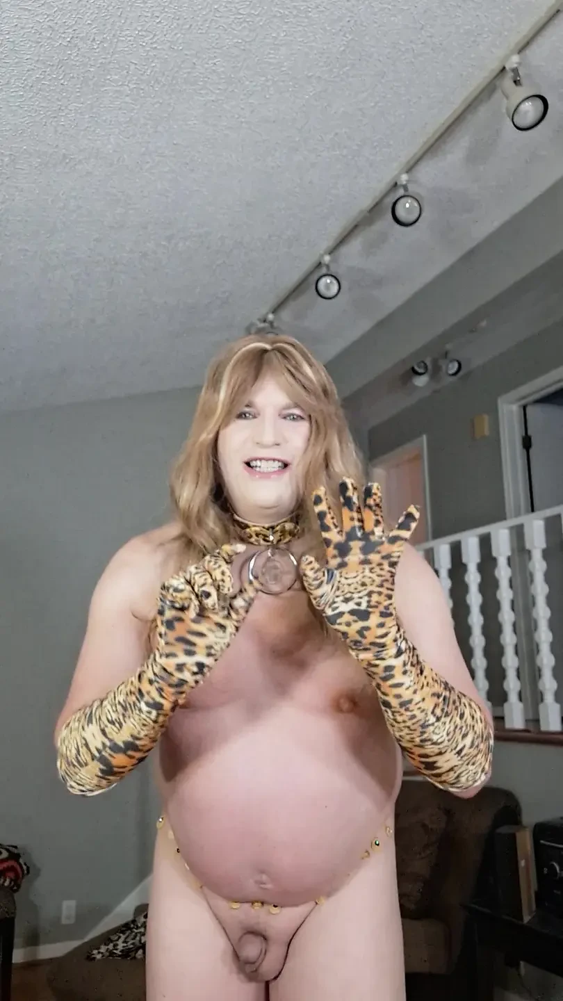 Getting nude with high heels and gloves!