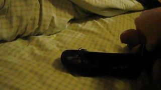 cumming in wife's shoes