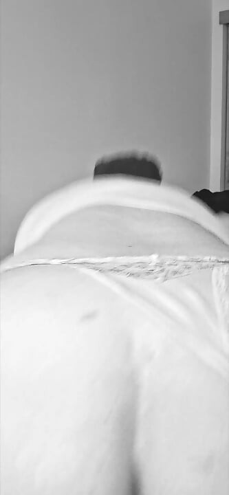 Princess Udders -  Shake that Ass