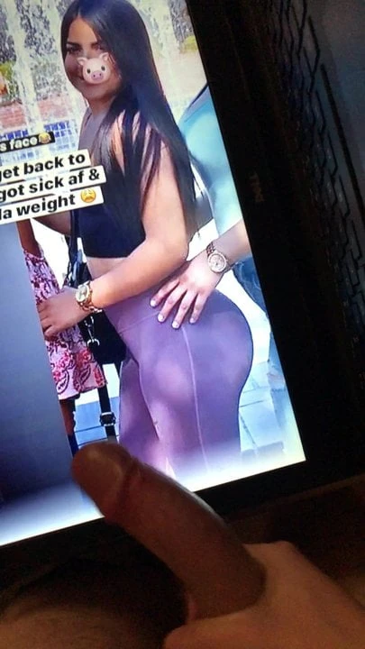 JERKING TO JOSELINS BIG ASS