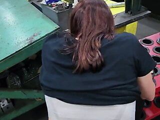 Colega de trabalho na fábrica fodida com creampie