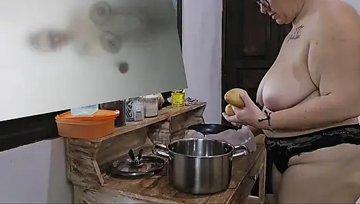 Jade Topless Cooking