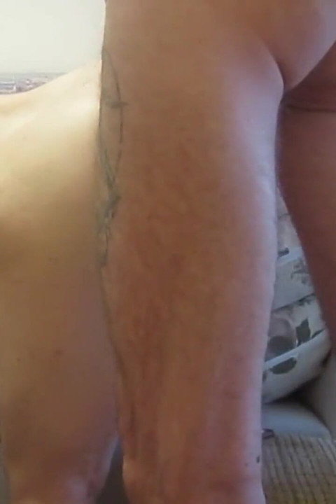 Girlfriend got up doggy style to fuck
