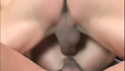 Fasial ganda pada pirang seksi setelah dp