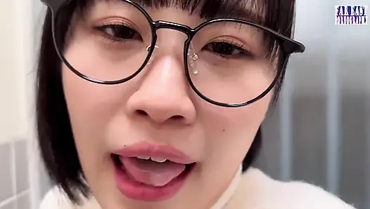 Süße brille necken an einem faulen Tag, warme Tropfen in endloser Gulp Glückseligkeit -teil.1