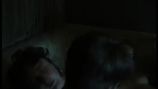 Gece geç saatlerde sikiş deliği grup seks partisi