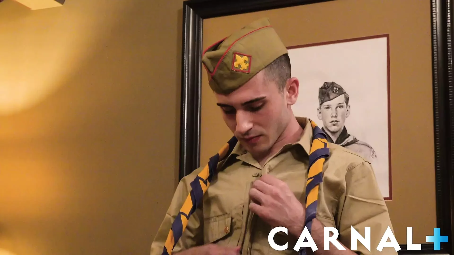 ScoutBoys Oliver James arado por scoutmaster Rick Fantana