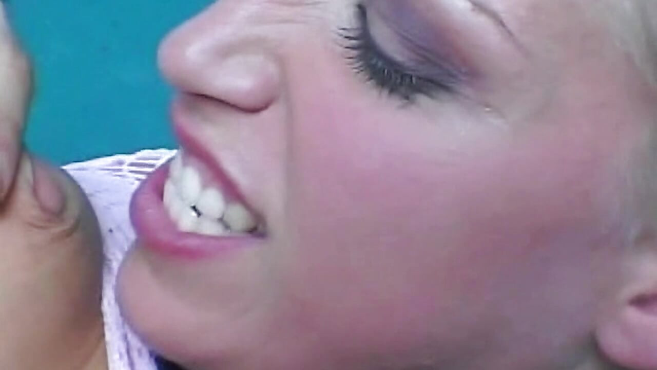 Anal istila vol. 4: heiße sarışın iş başında
